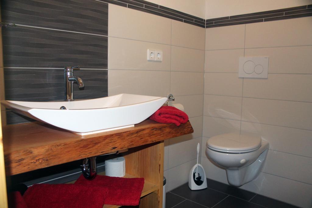 Haus Am Bergli Apartment Херболцхайм Стая снимка